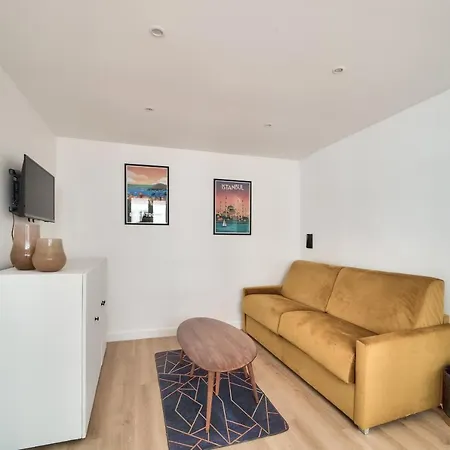 Superbe Studio Refait à Neuf Appartamento Parigi